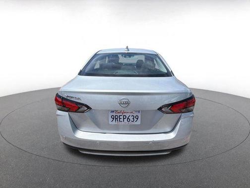 Brilliant Silver Metallic 2025 Nissan Versa 1.6 SV