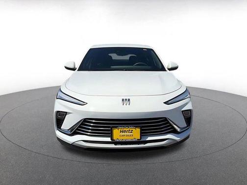 Summit White 2025 Buick Envista Preferred FWD