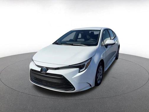 2025 Toyota Corolla Hybrid LE