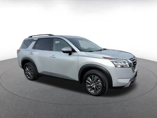 2025 Nissan Pathfinder SV FWD