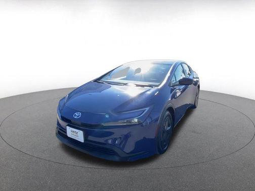 2025 Toyota Prius LE