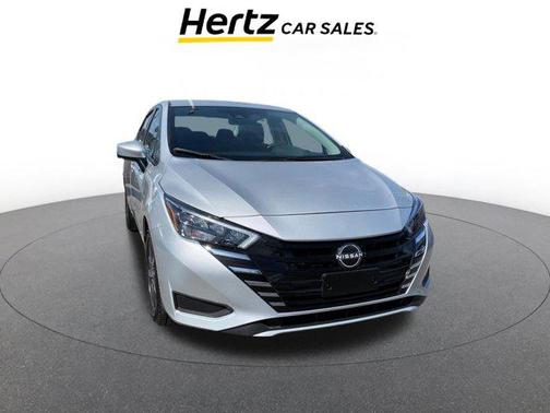 Brilliant Silver Metallic 2025 Nissan Versa 1.6 SV