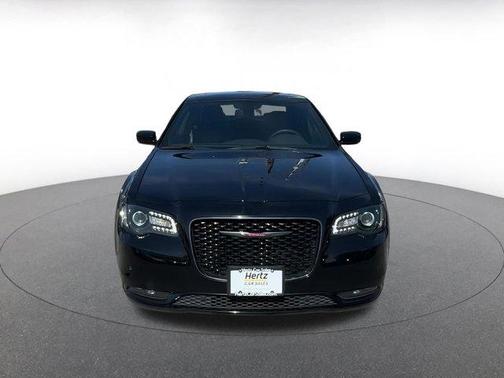 2022 Chrysler 300 S