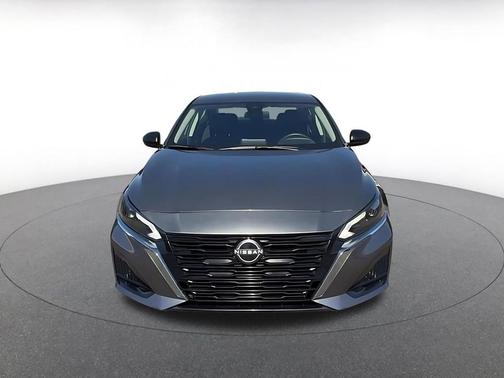 Gun Metallic 2025 Nissan Altima SV FWD