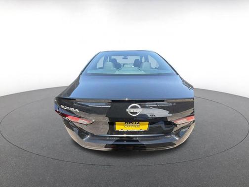Super Black 2025 Nissan Altima SV FWD
