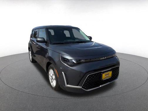 Gravity Gray 2025 Kia Soul LX