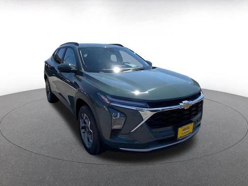 Cypress Gray 2025 Chevrolet Trax LT