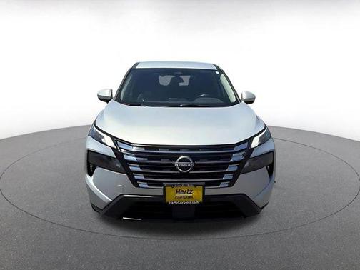 Brilliant Silver Metallic 2025 Nissan Rogue SV