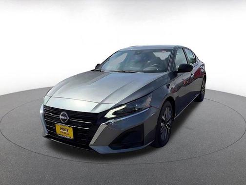 Gun Metallic 2025 Nissan Altima SV FWD