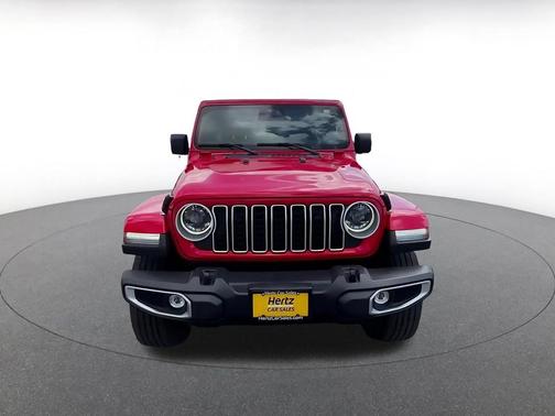 Firecracker Red Clearcoat 2025 Jeep Wrangler 4-Door Sahara 4x4