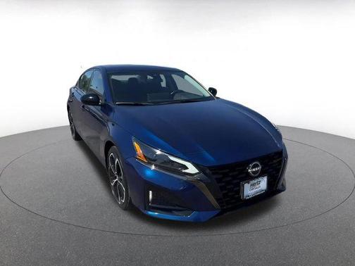 2024 Nissan Altima SR FWD
