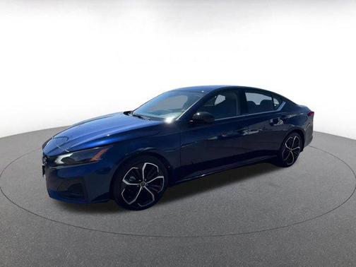 2024 Nissan Altima SR FWD
