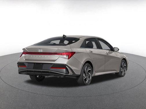 Fluid Metal 2025 Hyundai ELANTRA SEL
