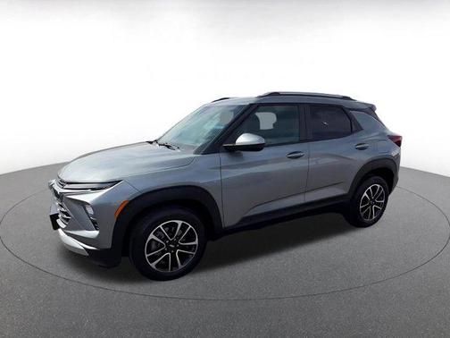 Sterling Gray Metallic 2025 Chevrolet Trailblazer LT