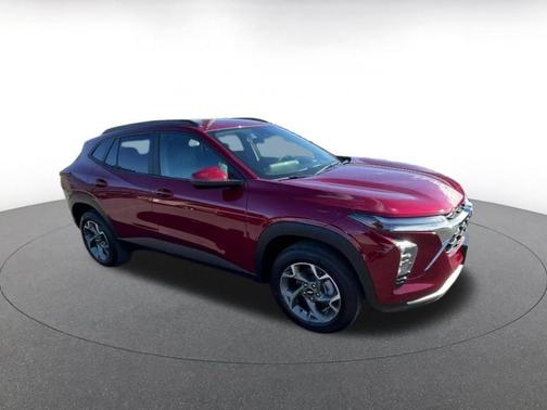 Crimson Metallic 2025 Chevrolet Trax LT