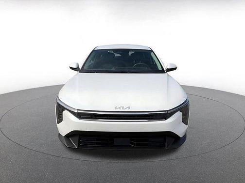 Snow White Pearl 2025 Kia K4 LXS