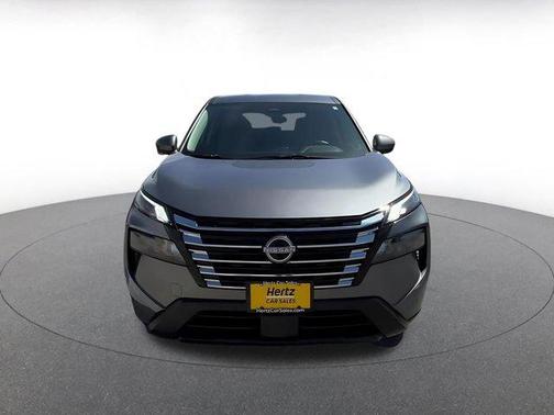 Gun Metallic 2025 Nissan Rogue SV