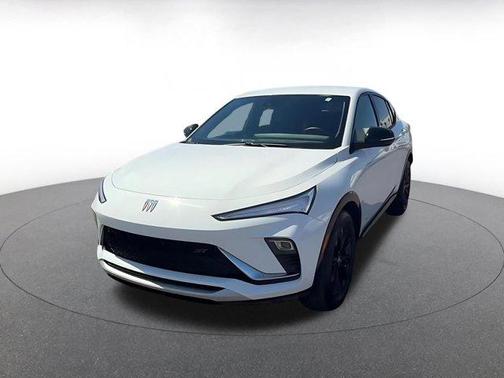 Summit White 2025 Buick Envista Sport Touring FWD