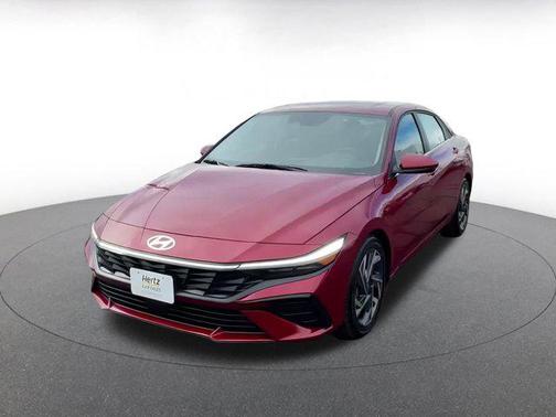 2025 Hyundai ELANTRA SEL