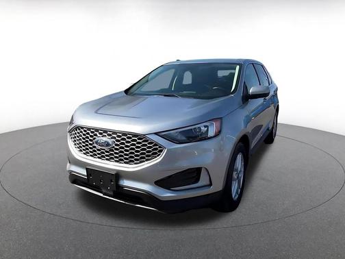 Iconic Silver Metallic 2024 Ford Edge SEL