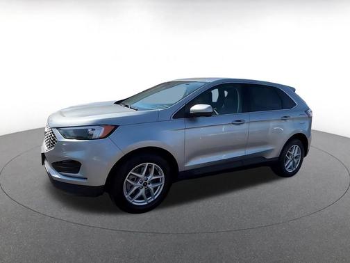 Iconic Silver Metallic 2024 Ford Edge SEL