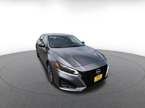 Gun Metallic 2025 Nissan Altima SV FWD