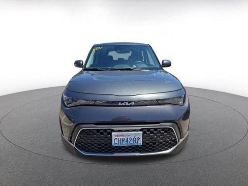 Gravity Gray 2023 Kia Soul LX