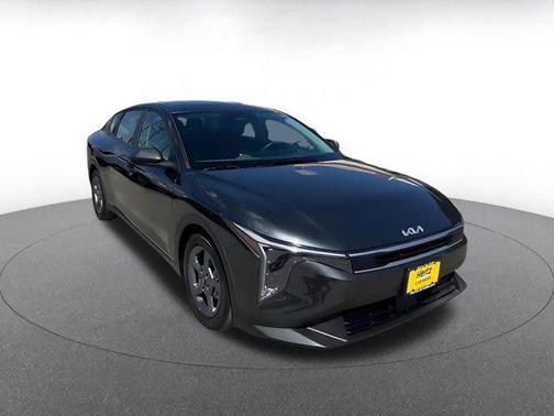 Interstellar Gray 2025 Kia K4 LXS