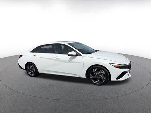 Serenity White 2025 Hyundai ELANTRA HEV Limited