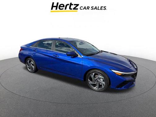 2025 Hyundai ELANTRA SEL