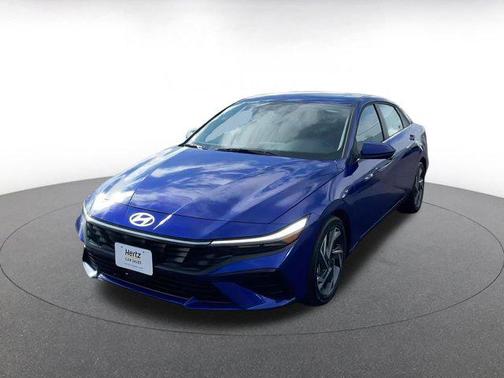 2025 Hyundai ELANTRA SEL