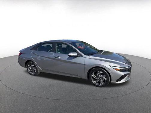 2025 Hyundai ELANTRA HEV Limited