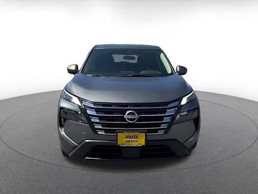 Gun Metallic 2025 Nissan Rogue SV