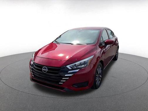 Scarlet Ember Tintcoat 2025 Nissan Versa 1.6 SV