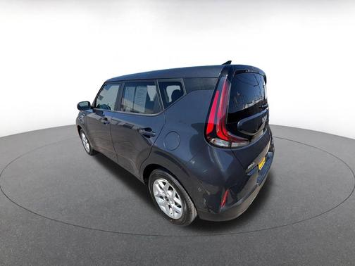 Gravity Gray 2025 Kia Soul LX