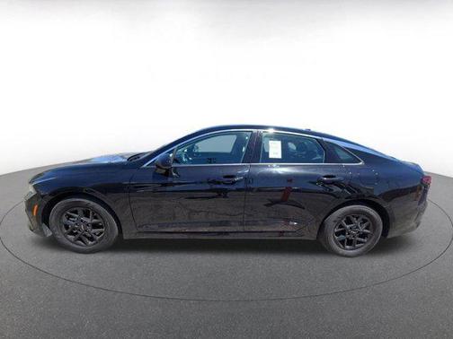 Aurora Black Pearl 2025 Kia K5 LXS
