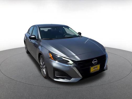 Gun Metallic 2025 Nissan Altima SV FWD