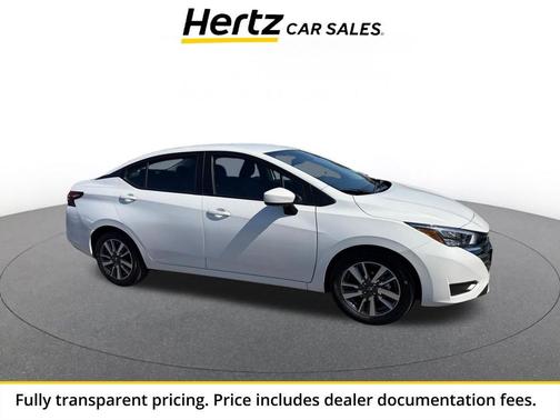 Aspen White Tricoat 2025 Nissan Versa 1.6 SV