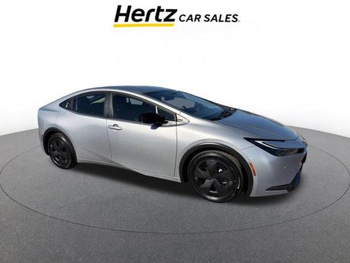 2025 Toyota Prius LE