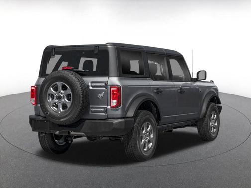Carbonized Gray Metallic 2026 Ford Bronco Big Bend