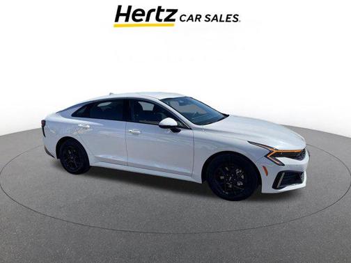 Snow White Pearl 2025 Kia K5 LXS