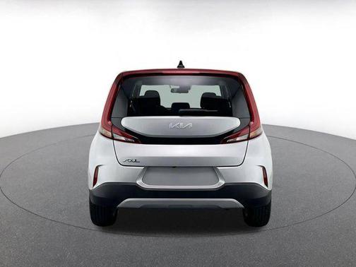 Gravity Gray 2025 Kia Soul LX