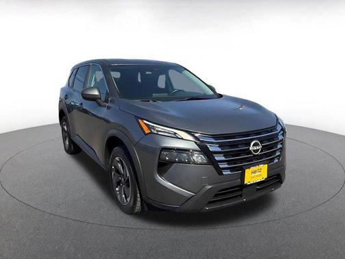 Gun Metallic 2025 Nissan Rogue SV