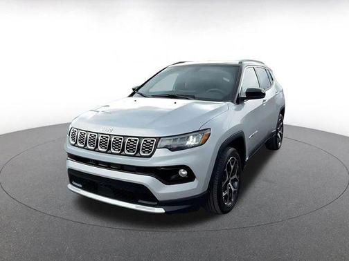 Silver Zynith Metallic Clearcoat 2025 Jeep Compass Limited