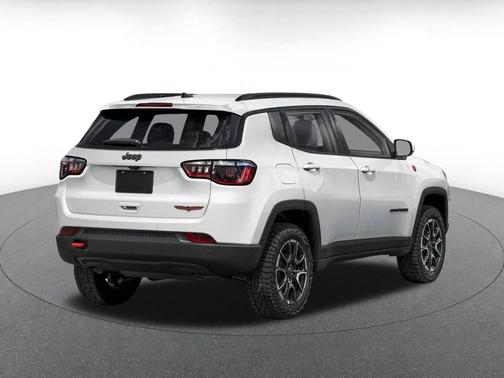 Bright White Clearcoat 2025 Jeep Compass Trailhawk
