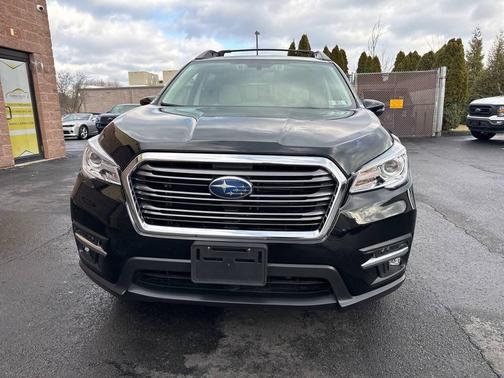 2022 Subaru Ascent Limited 8-Passenger