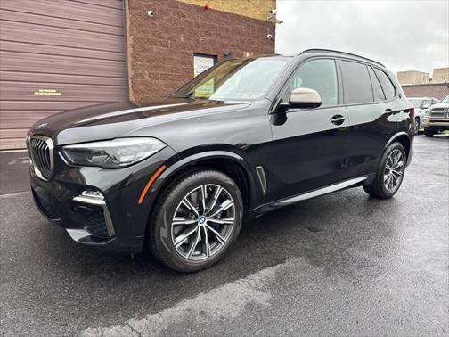 2021 BMW X5 M50i