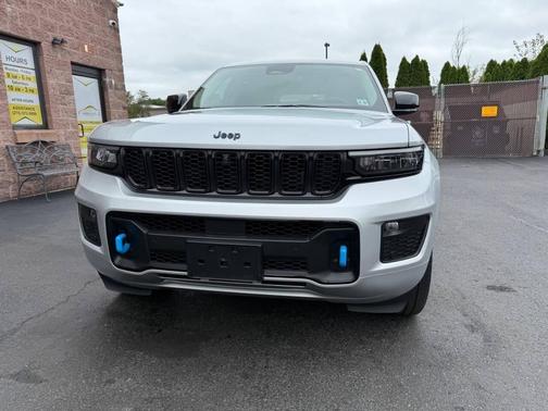 2023 Jeep Grand Cherokee 4xe 30th Anniversary