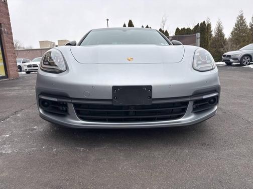 2019 Porsche Panamera 4 E Hybrid AWD 4dr Sedan
