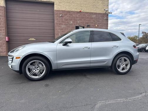 2017 Porsche Macan S AWD 4dr SUV